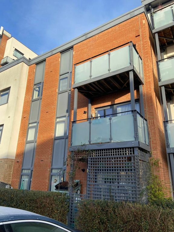 2 bed flat for sale in Solebay Way, Gosport, Hampshire PO13 Zoopla