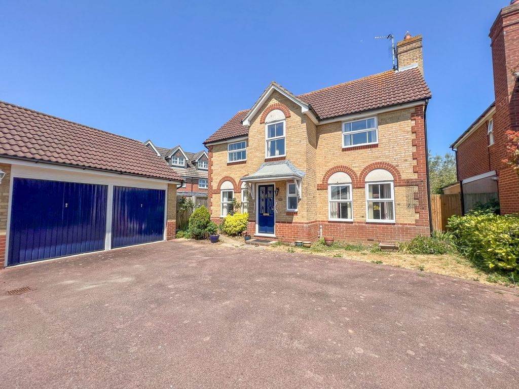 4 bed detached house for sale in Downhall Park Way, Rayleigh SS6 Zoopla