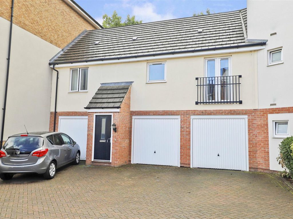 2 bed property for sale in Chadwick Gardens, Uxbridge UB8 Zoopla
