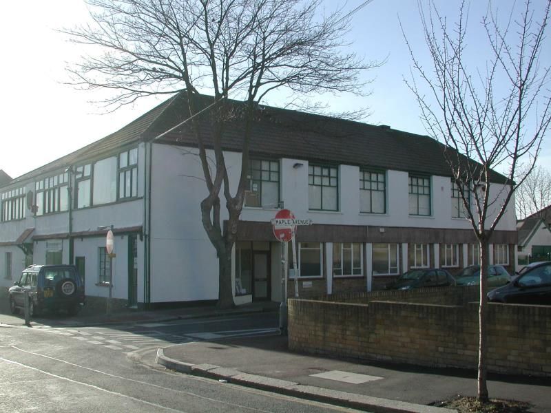 Leisure/hospitality to let in Unit 16, Leighcliff Buildings, Leigh