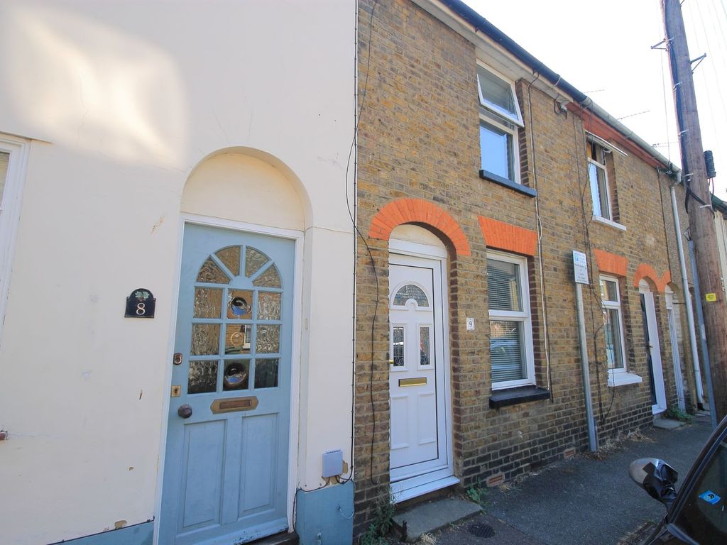 3 bed terraced house for sale in St. Johns Road, Faversham ME13 Zoopla