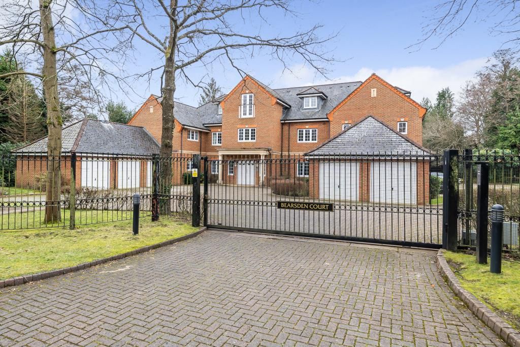2 bed flat for sale in Sunningdale, Ascot SL5, £580,000 Zoopla
