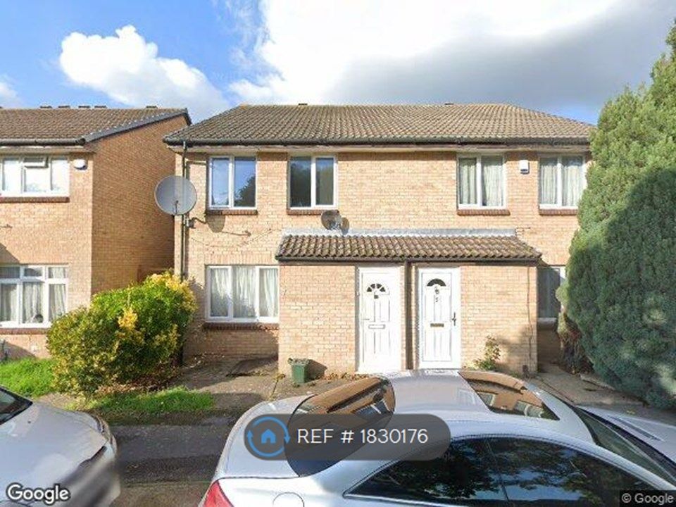 2 bed to rent in Alba Close, Hayes UB4, £1,650 pcm Zoopla