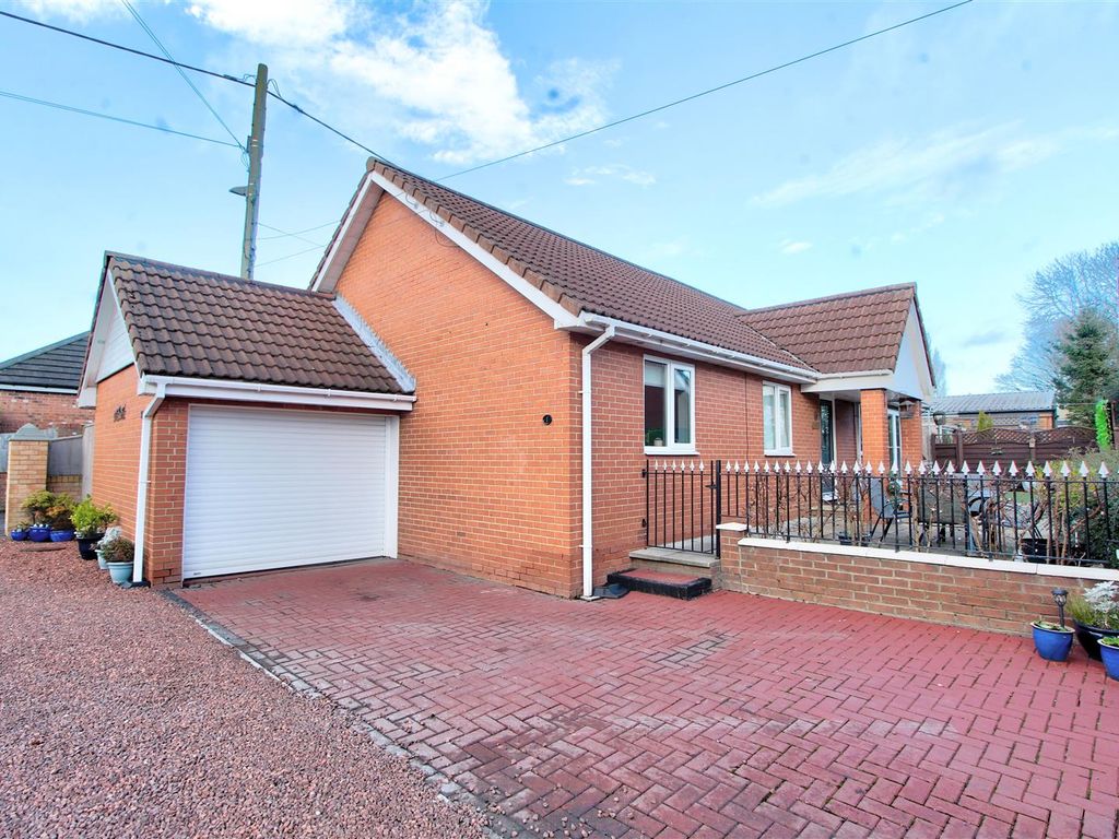 3 bed detached bungalow for sale in Woodburn Close, Bournmoor, Houghton