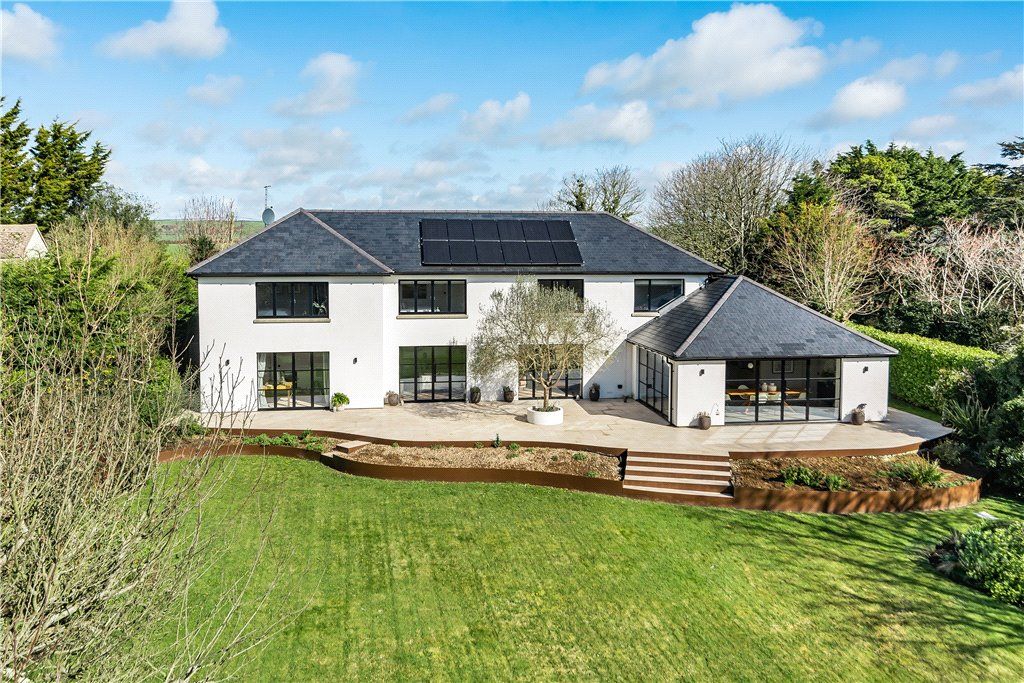 4 bed detached house for sale in Church Lane, Buckland Ripers, Weymouth