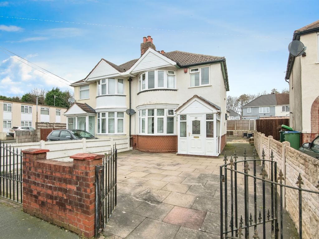 3 bed semidetached house for sale in Moat Road, Tipton DY4, £215,000