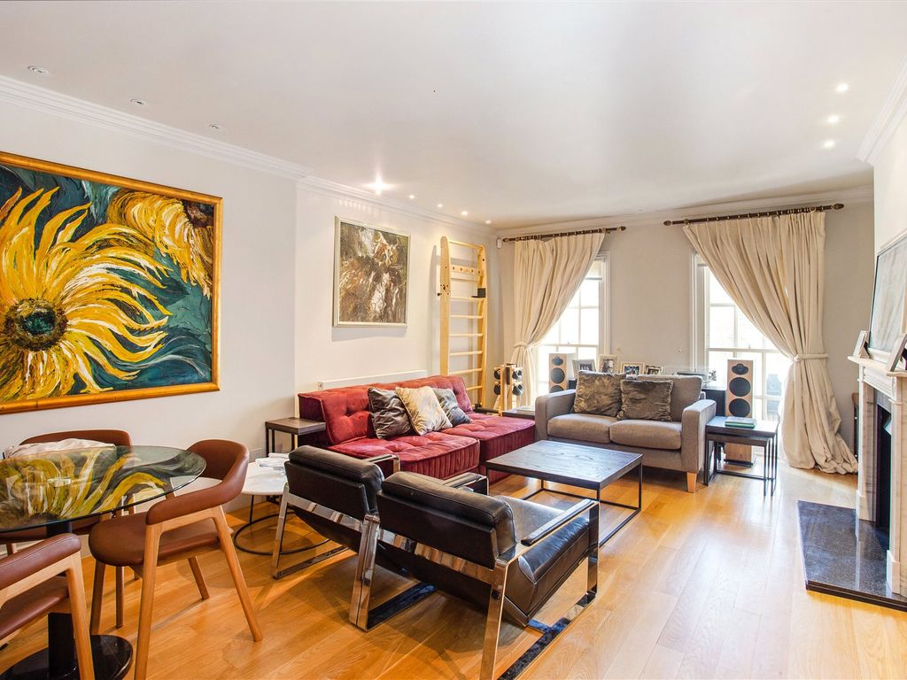 The Courtyard, Trident Place, Old Church Street, London SW3