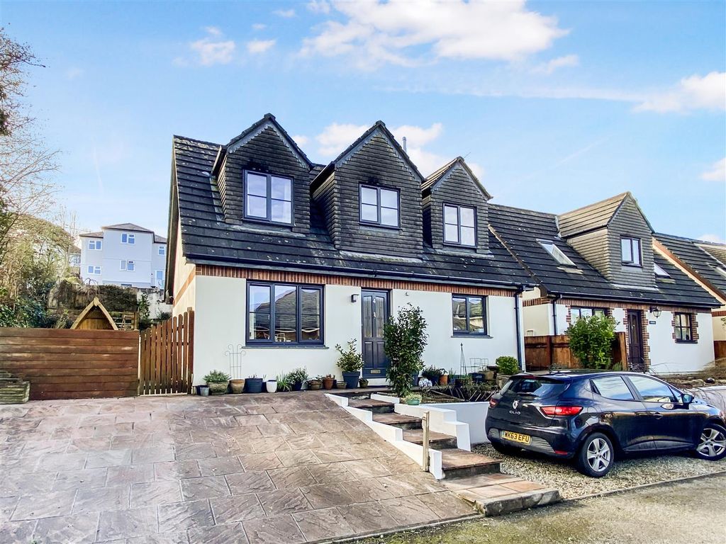 2 bed detached house for sale in West End Close, Penryn TR10 Zoopla