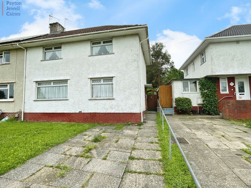 3 bed semidetached house for sale in Glannant Road, Bridgend, Bridgend