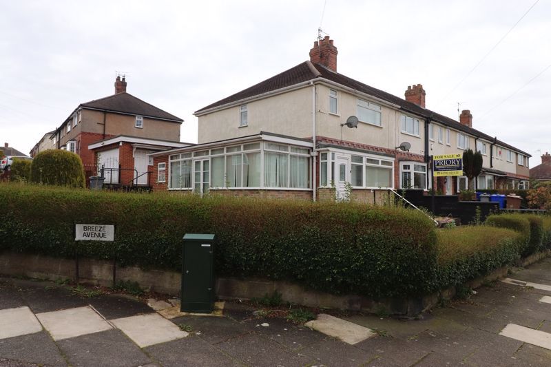 2 bed town house for sale in Greenfield Road, Tunstall, StokeOnTrent