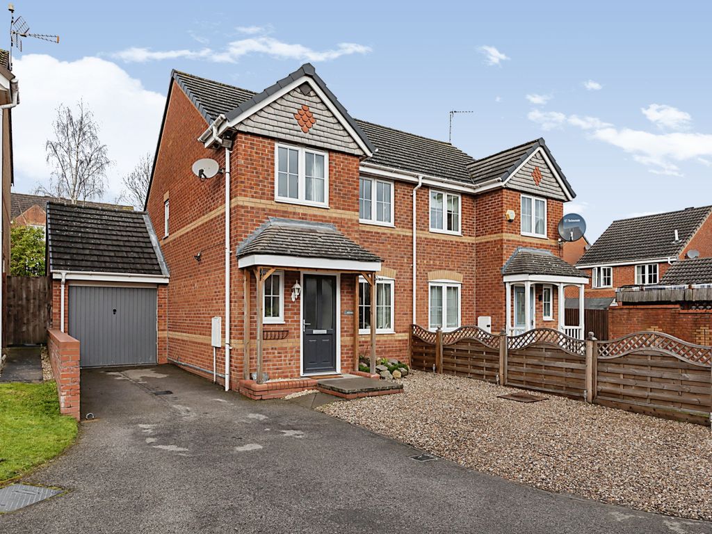 3 bed semidetached house for sale in Bolus Road, Thorpe Astley LE3