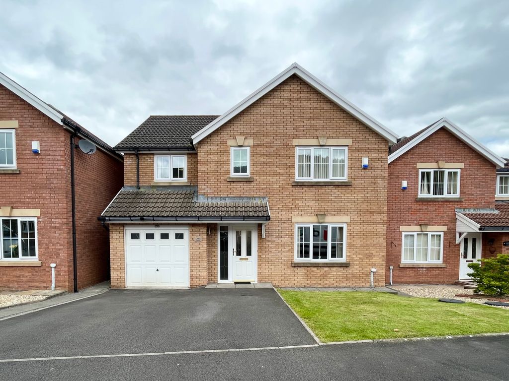 4 bed detached house for sale in The Pennies, Parc Aberaman, Aberaman