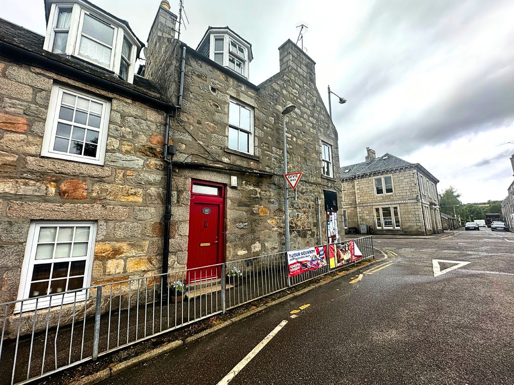 3 bed town house for sale in The Square, GrantownOnSpey PH26, £190,000 Zoopla
