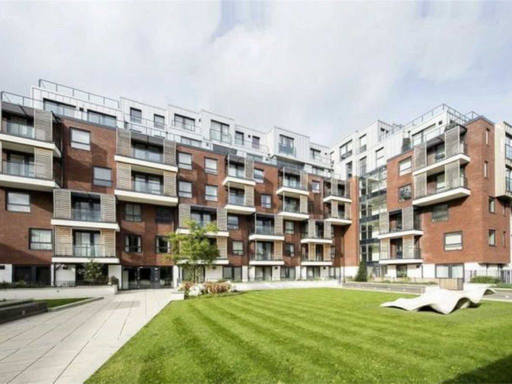 1 bed flat for sale in Brunel Court, Green Lane HA8, £315,000 Zoopla