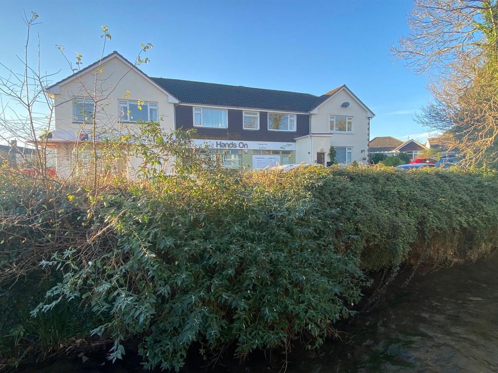 2 bed flat for sale in Caen Street, Braunton EX33, £179,950 Zoopla