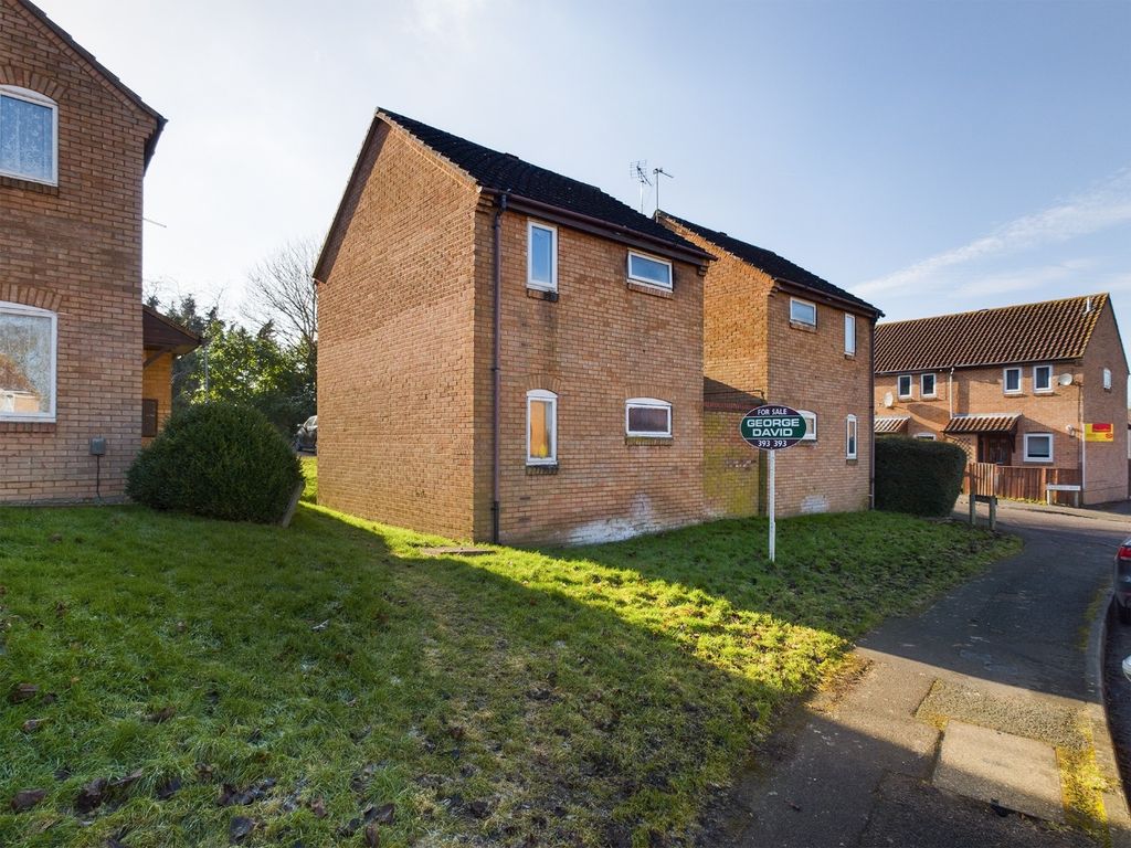 Studio for sale in Cheney Way, Aylesbury HP20 Zoopla