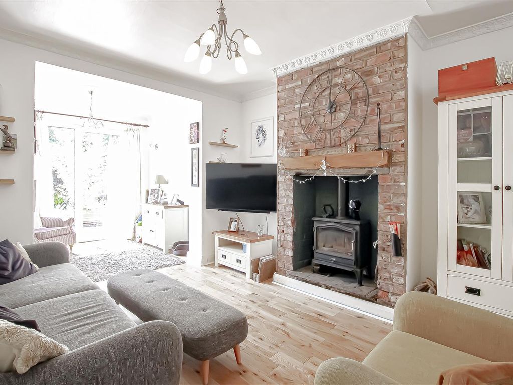 3 bed semidetached house for sale in Elm Grove, Wardley, Swinton