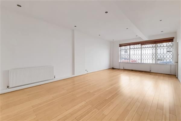 Gloucester Mews, Lancaster Gate, London W2  