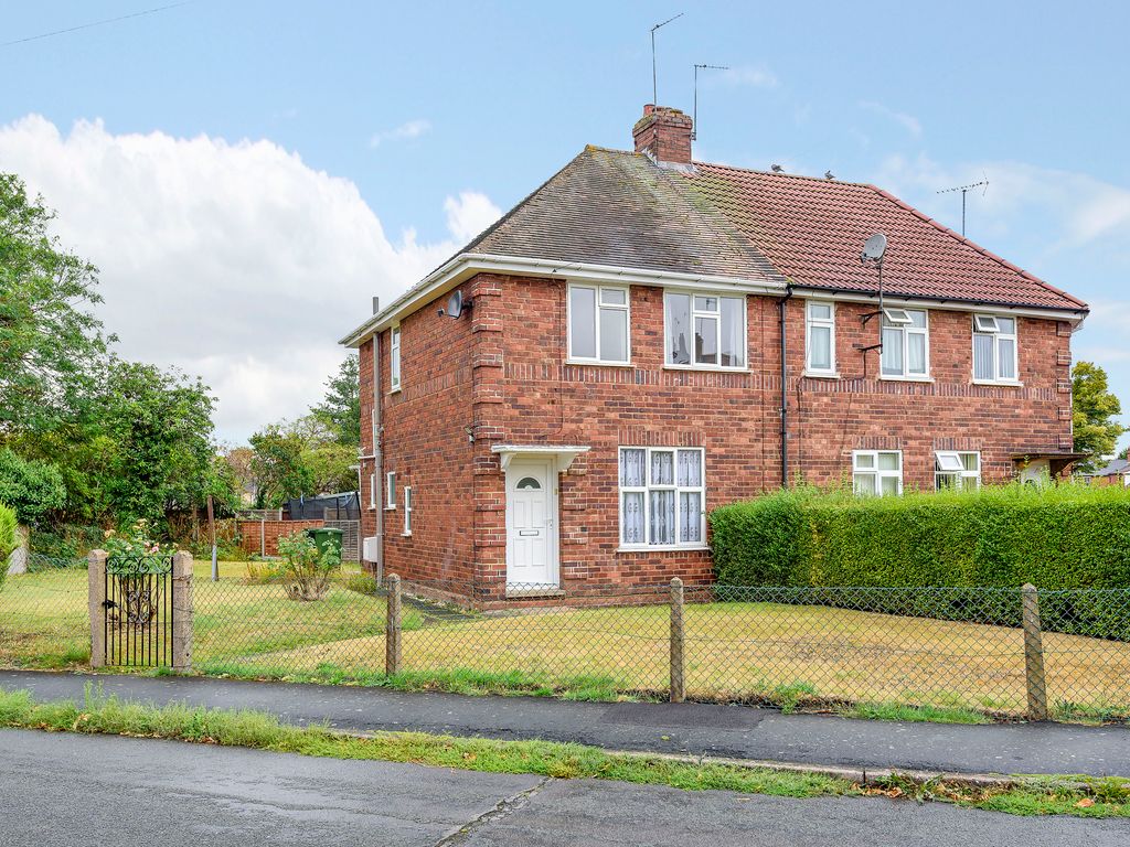 3 bed semidetached house for sale in Bullus Road, StourportOnSevern