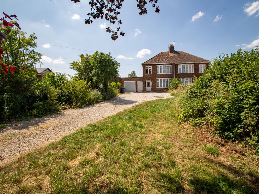 3 bed semidetached house for sale in Crowland Road, Eye Green