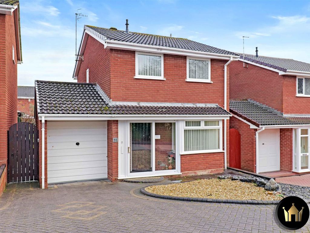3 bed detached house for sale in Jersey Close, Redditch B98, £300,000