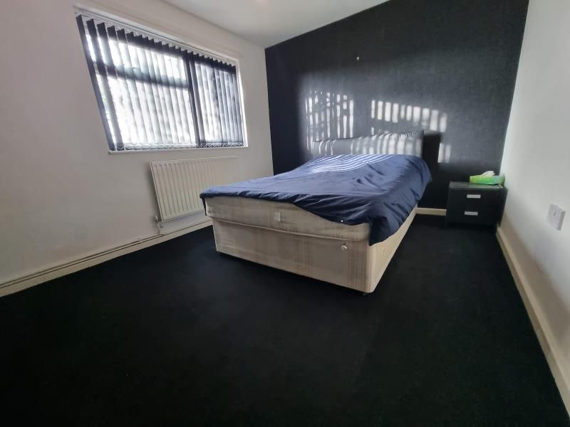 1 bed flat to rent in Kirkstall, Leeds, West Yorkshire LS5 Zoopla