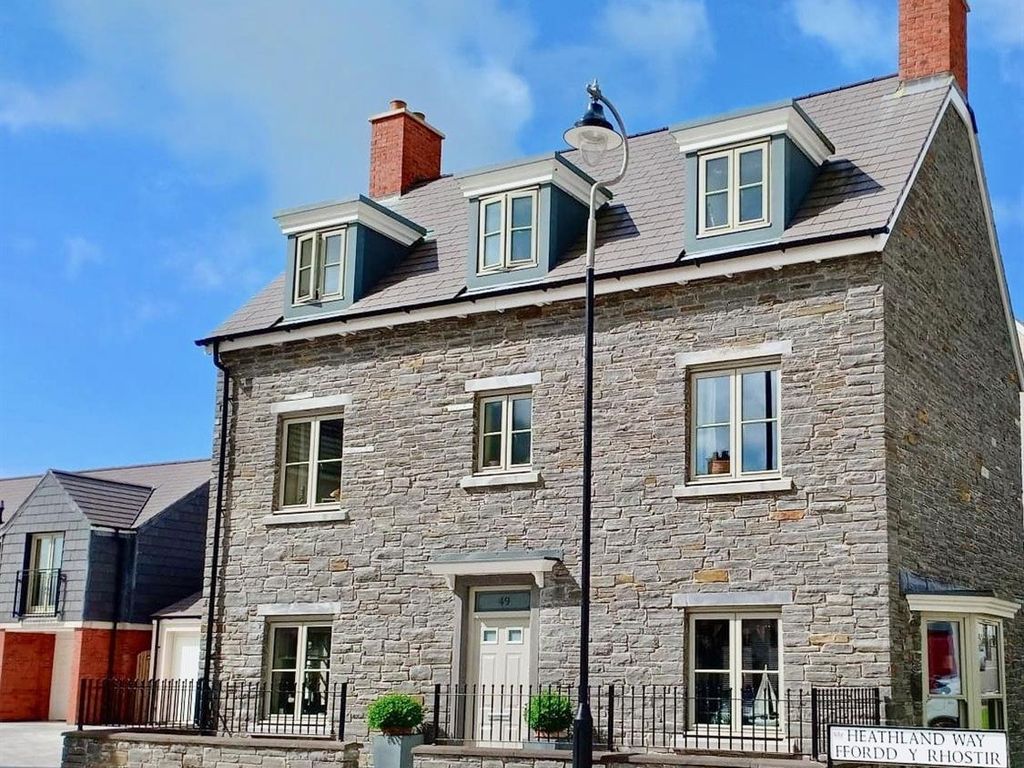 5 bed detached house for sale in Heathland Way, Llandarcy, Neath SA10