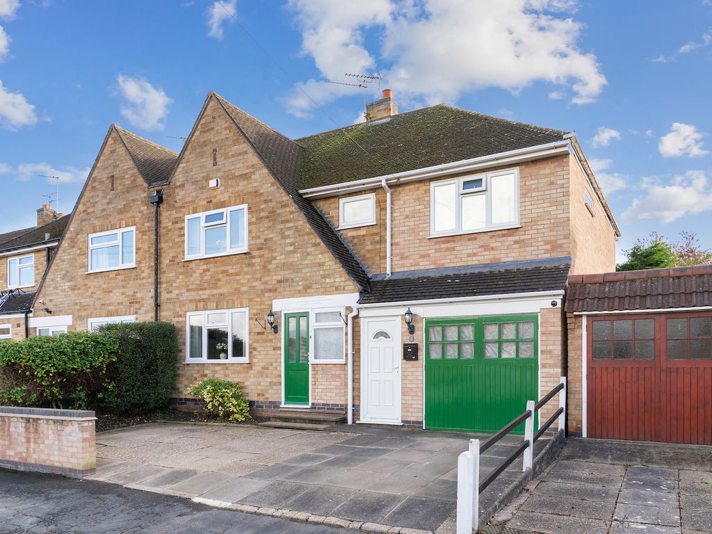 4 bed semidetached house for sale in Sedgefield Drive, Leicester LE7