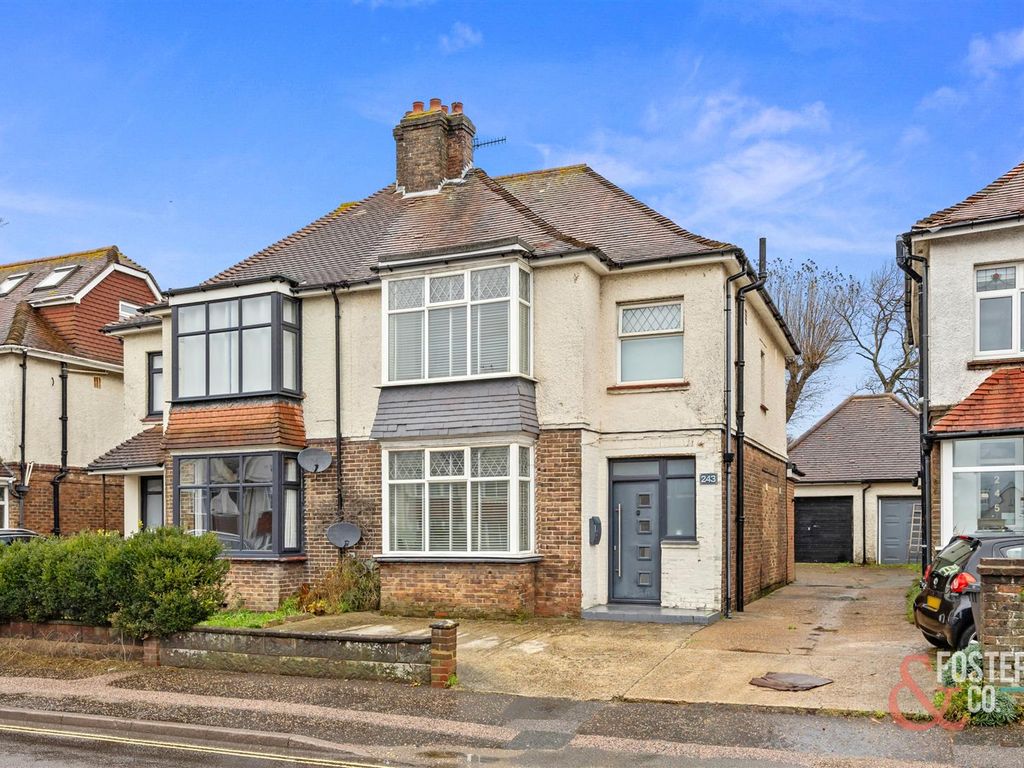 3 bed semidetached house for sale in Old Shoreham Road, Southwick