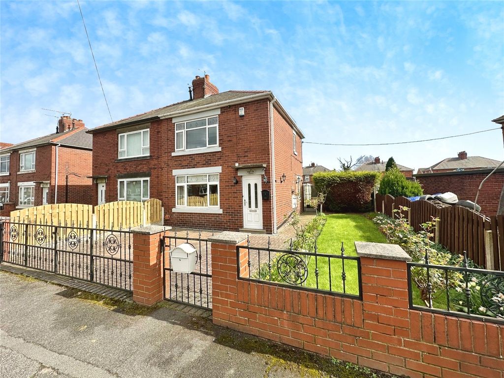 2 bed semidetached house for sale in Calder Avenue, Royston, Barnsley, South Yorkshire S71, £