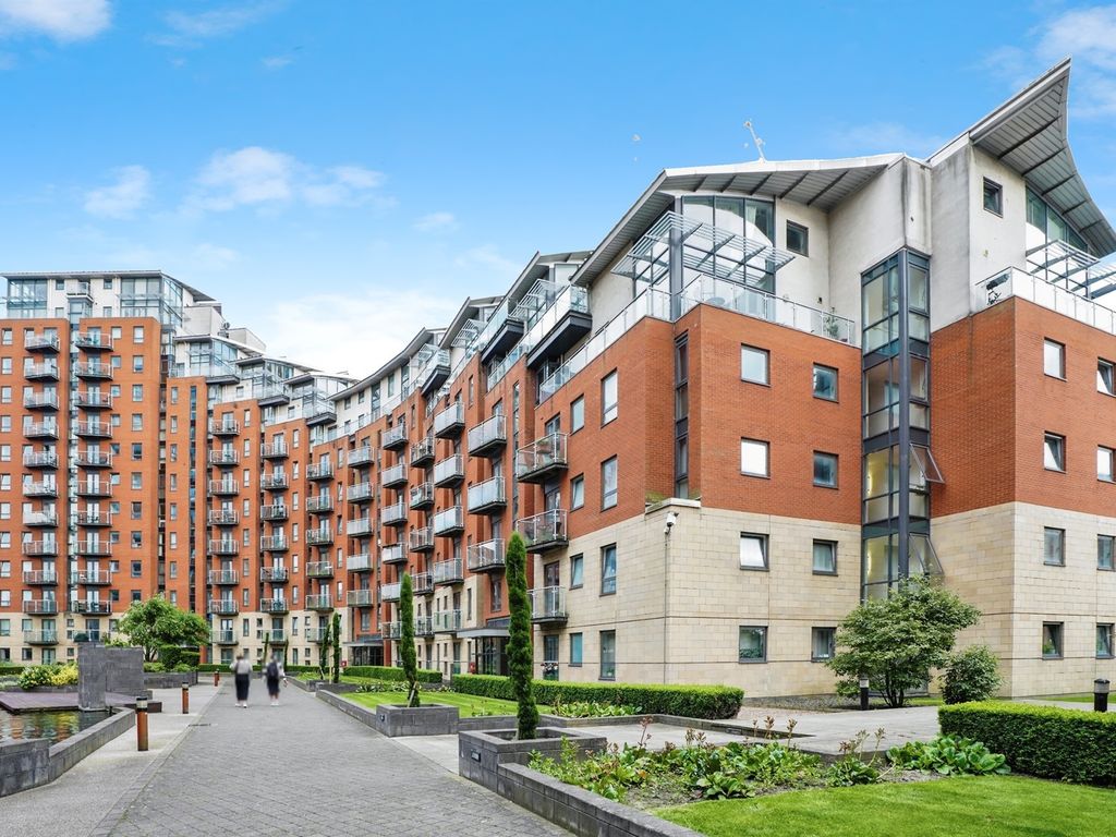 2 bed penthouse for sale in Gotts Road, Leeds LS12, £280,000 Zoopla