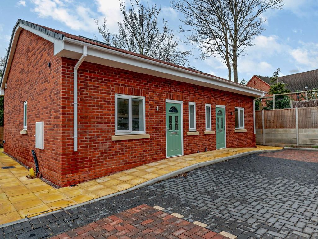 New home, 2 bed bungalow for sale in New Penkridge Road, Cannock WS11, £240,000 Zoopla