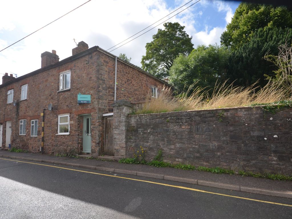 3 bed terraced house for sale in Chapel Street, Tiverton, Devon EX16, £