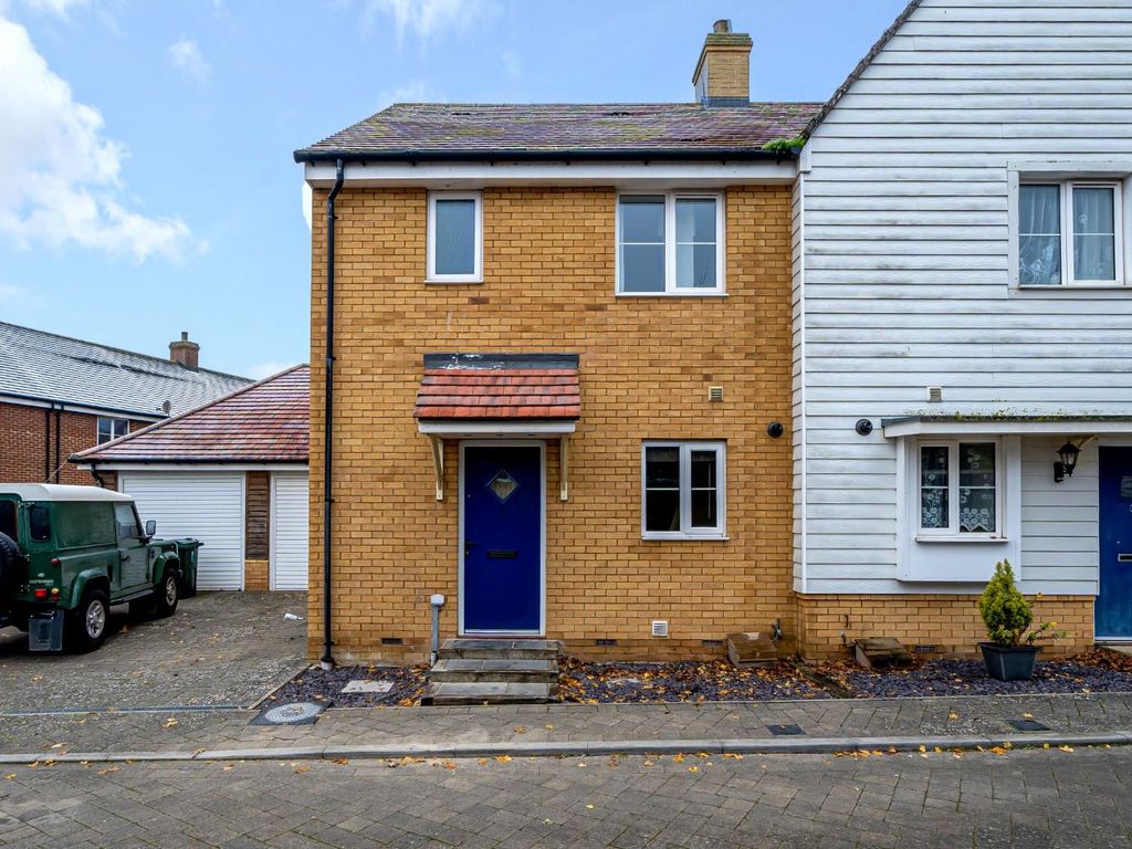 William Lambert Place, Ashford TN23  