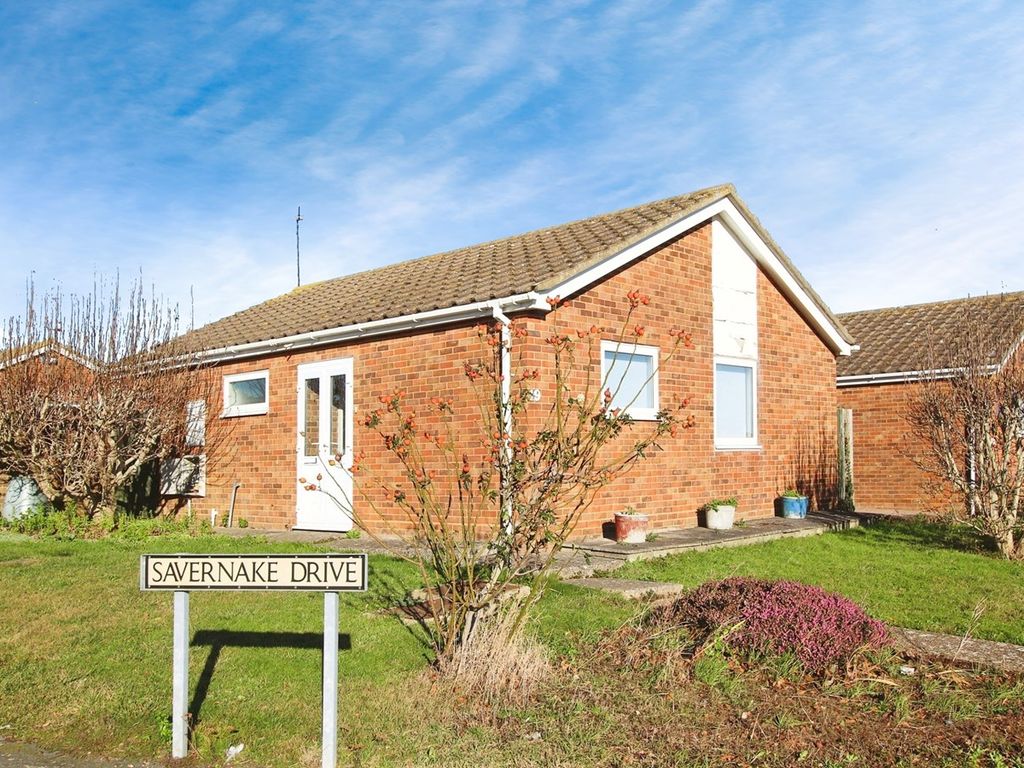 2 bed detached bungalow for sale in Hawe Farm Way, Herne Bay CT6, £