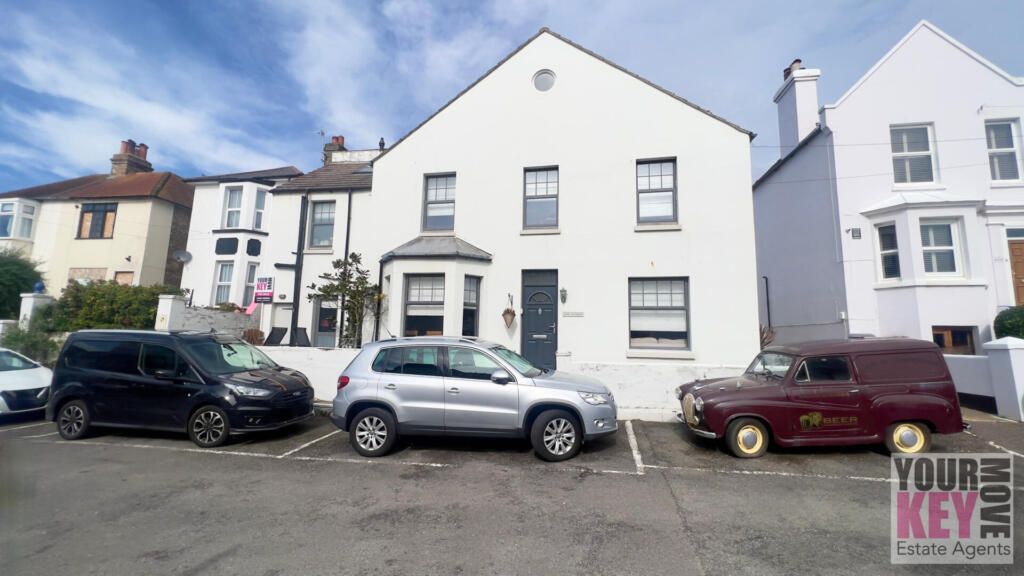 3 bed semidetached house for sale in Sea View Terrace, Wellington