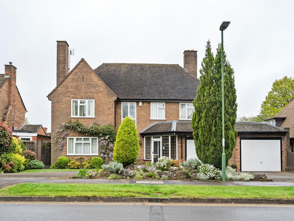 5 bed detached house for sale in Rodborough Road, Dorridge, Solihull