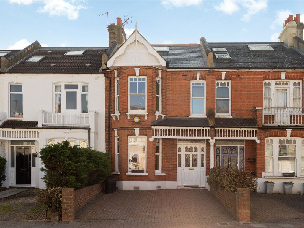 4 bed terraced house for sale in Replingham Road, Southfields, London