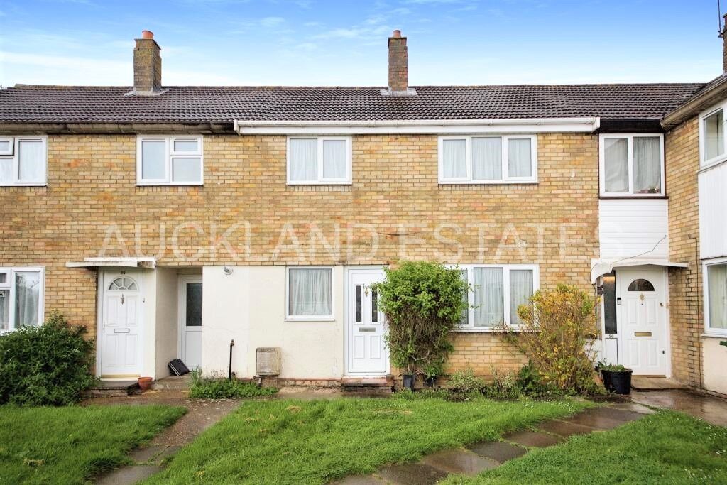 3 bed terraced house for sale in Firs Lane, Potters Bar EN6, £425,000