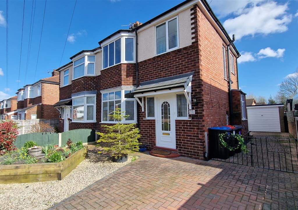 3 bed semidetached house to rent in Hill Top Avenue, Winsford CW7, £