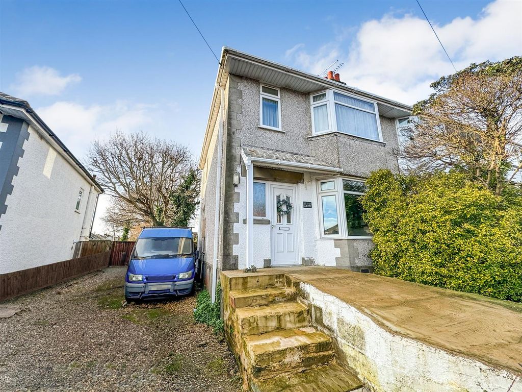 3 bed semidetached house for sale in Fortescue Road, Parkstone, Poole