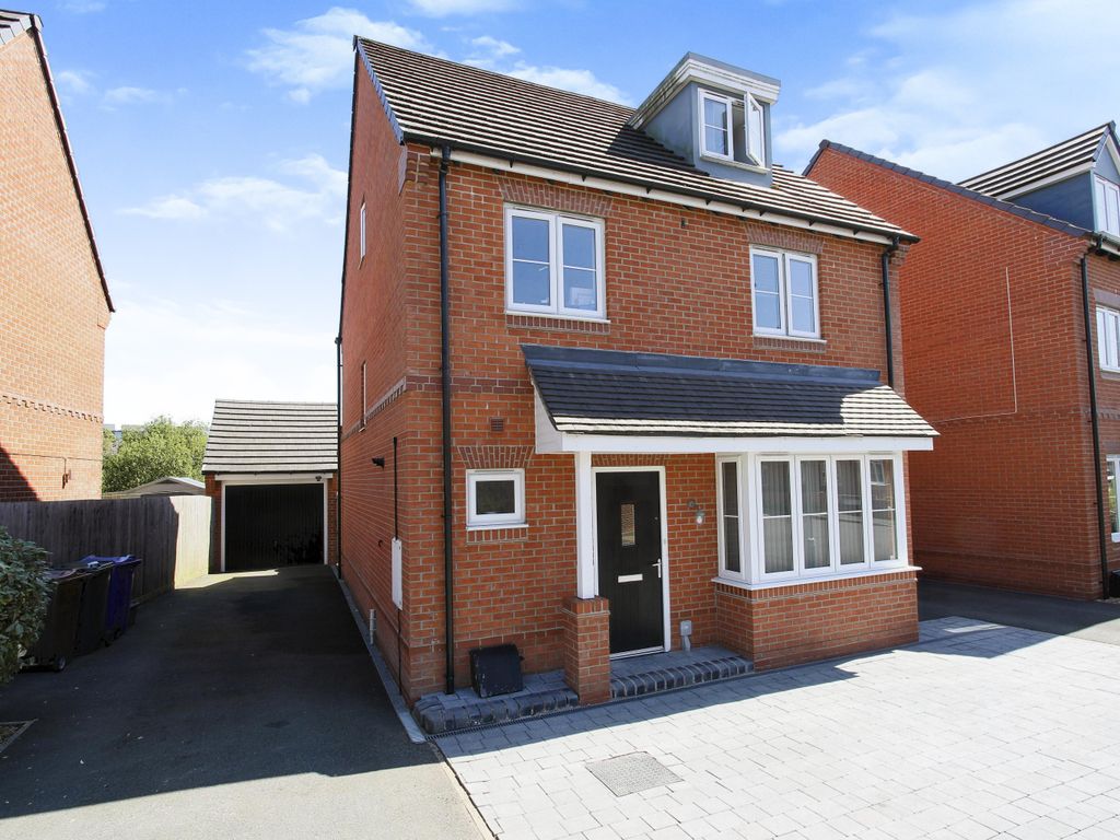 4 bed detached house for sale in Sandiacre Avenue, Brindley Village
