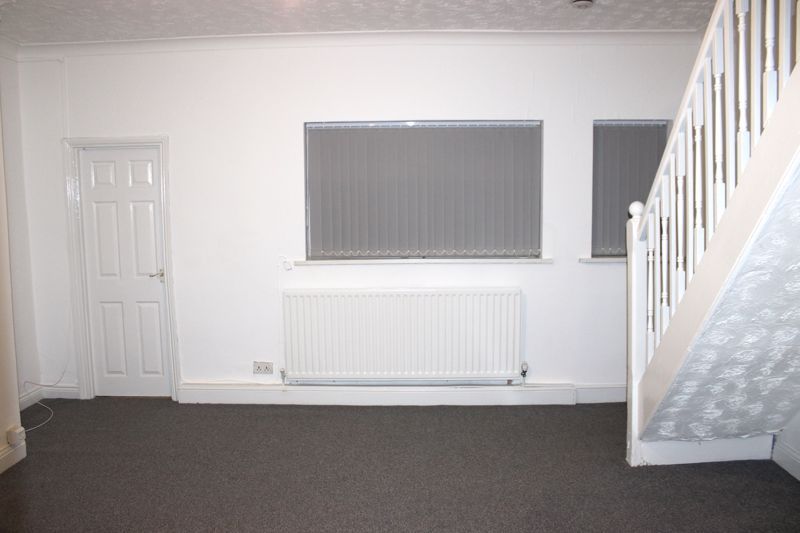 3 bed terraced house to rent in Castlereagh Street, New Silksworth