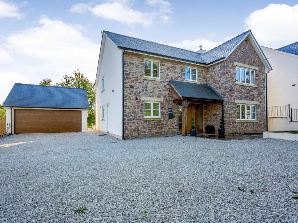 5 bed detached house for sale in Penallt, Monmouth, Monmouthshire NP25