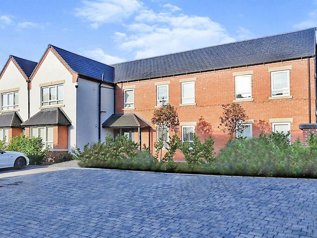 2 bed flat for sale in Station Road, Bawtry, Doncaster DN10 Zoopla