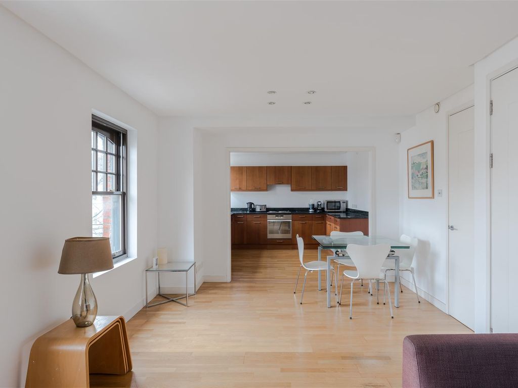 2 bed flat for sale in Charlotte Street, London W1T, £1,200,000 Zoopla