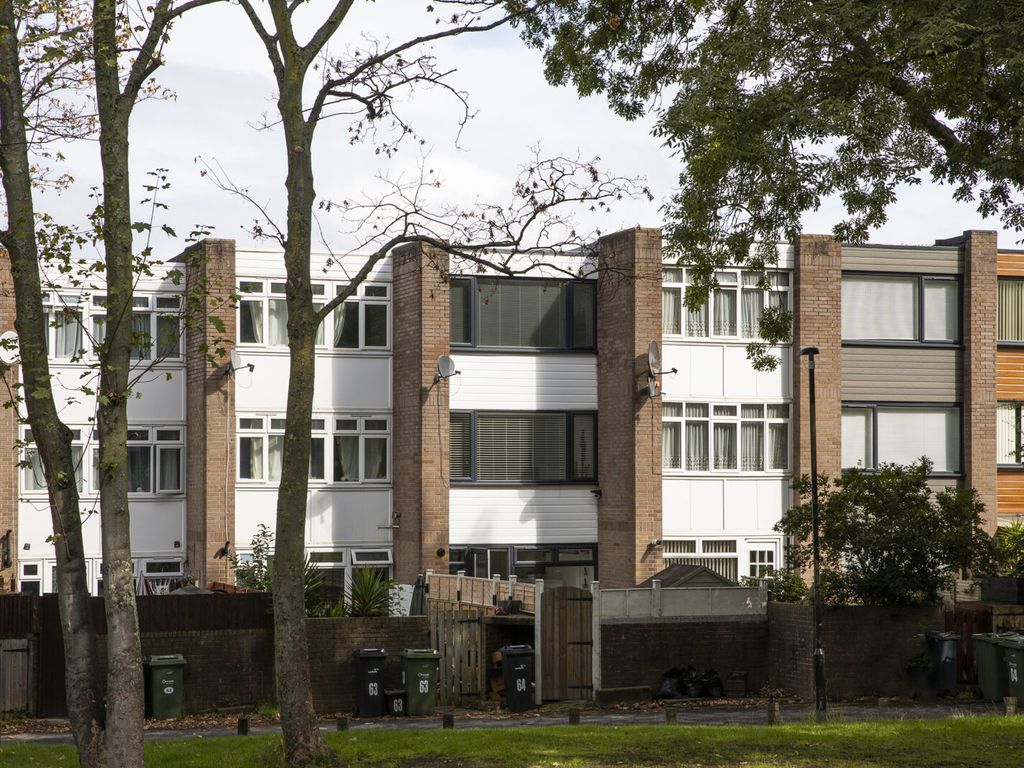 4 bed terraced house for sale in Coburg Crescent, London SW2 Zoopla