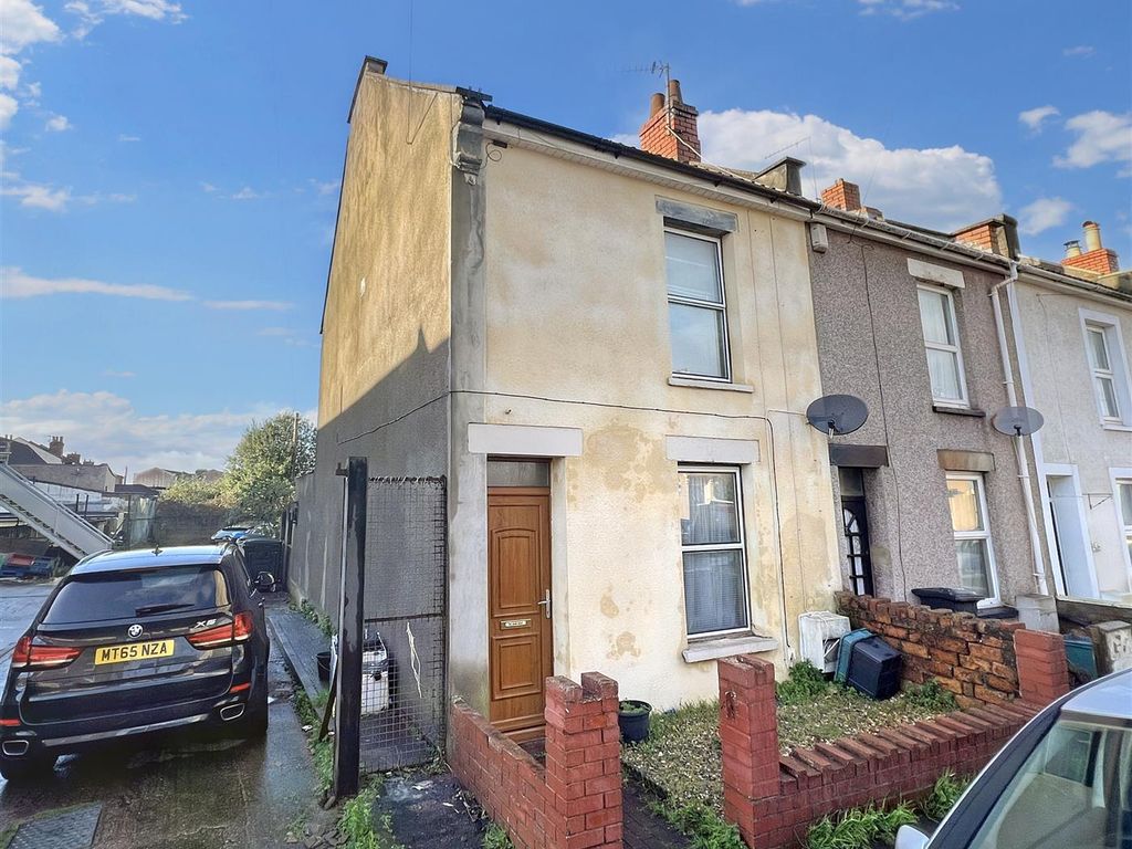 2 bed property for sale in King Street, Kingswood, Bristol BS15, £