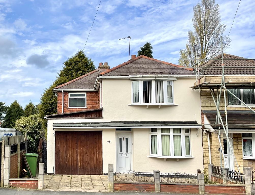 3 bed semidetached house for sale in 28 Park Street, Darlaston WS10, £