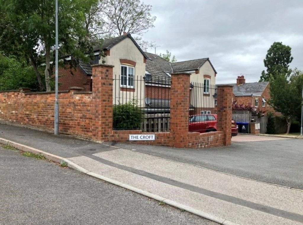 2 bed for sale in The Croft, Weedon, Northampton